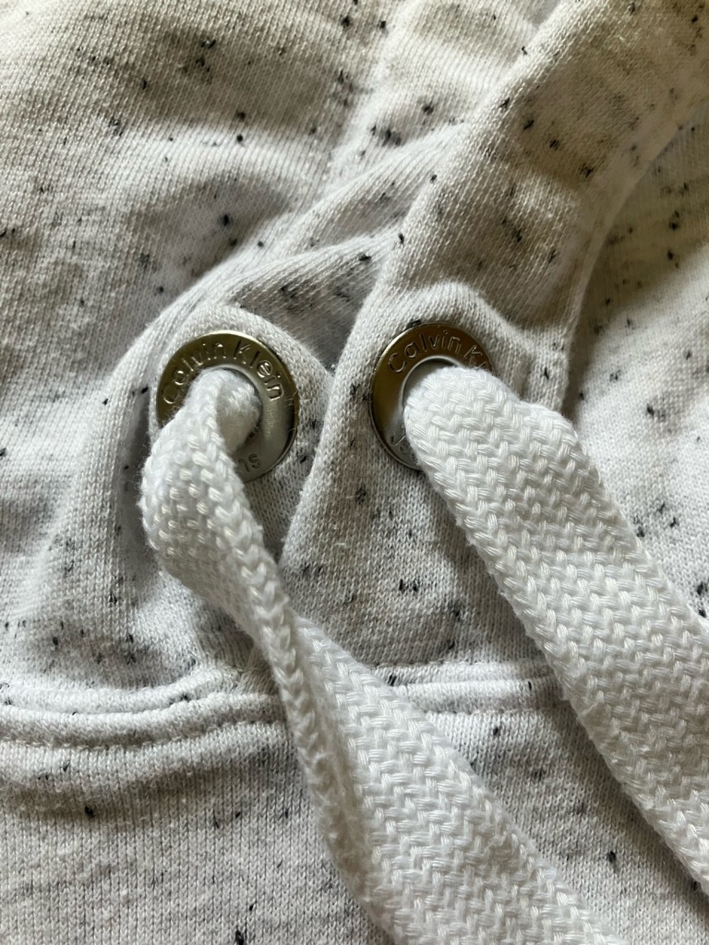 Calvin Klein Jeans Cropped Speckled Heather Oatmeal Hoodie - Picture 5 of 6